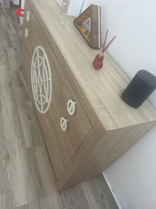 Aparador de madera con diseño nordico