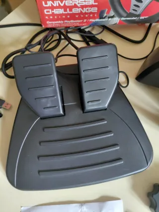 Thrustmaster Ferrari Universal Challenge