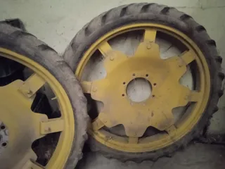 Ruedas estrechas John Deere Serie 6000