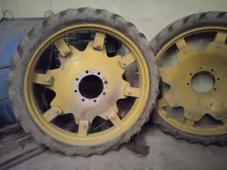 Ruedas estrechas John Deere Serie 6000