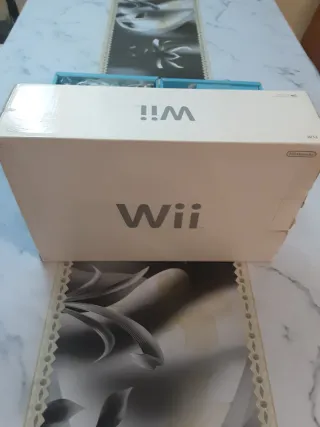 Nintendo Wii + Wii Sports completa.