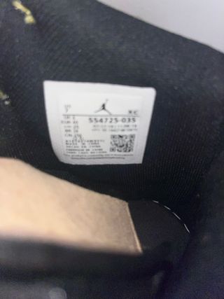 Air Jordan 1 Negro Amarillo