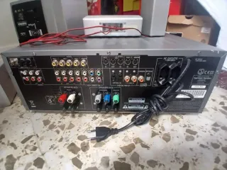 Amplificador Harman Kardon+5.1 altavoces Vieta