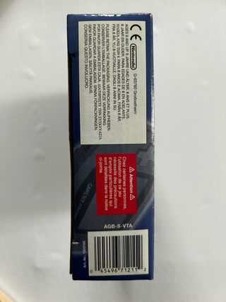 Consola Nintendo Game Boy Advance.