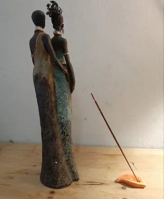 Figura africana pareja 40cm