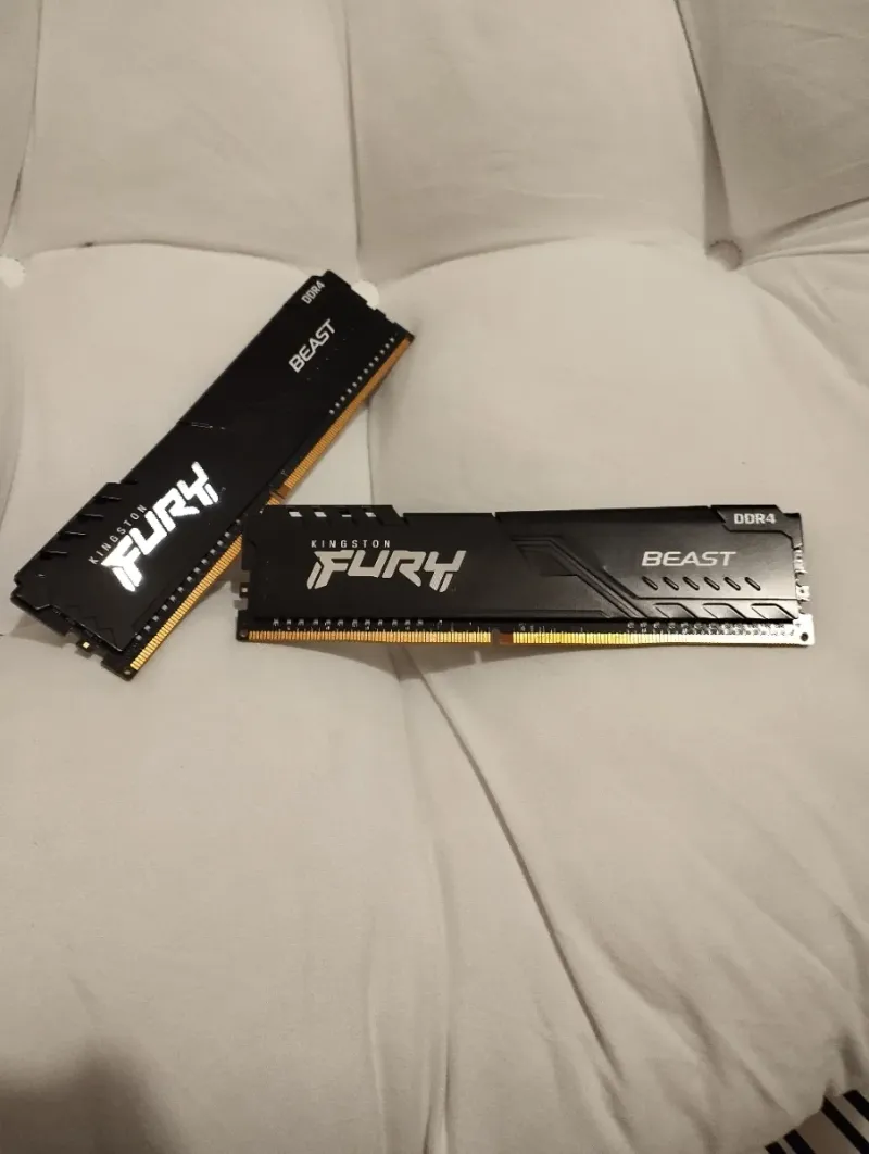 2x8GB DDR4 RAM Kingston Fury Beast