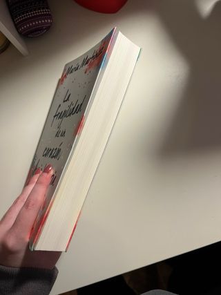 La fragilidad de un corazón bajo la lluvia