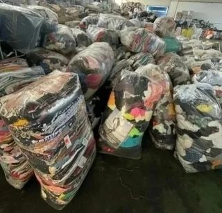 Lotto 20kg Abbigliamento Misto Uomo/Donna