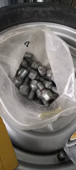 Ruefas remolque Maxmiler 185/60 R12C 104/101N FRT