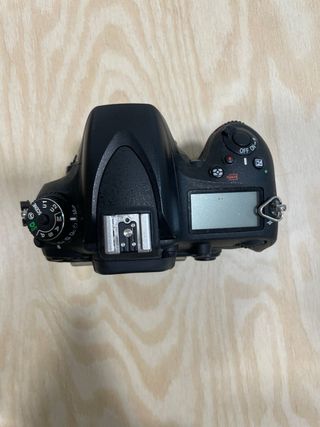 Nikon D610 - 99961 disparos