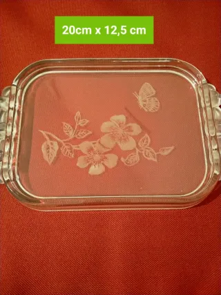 Bandeja de cristal decorada
