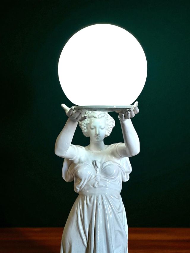Escultura Lámpara Blanca Porcelana