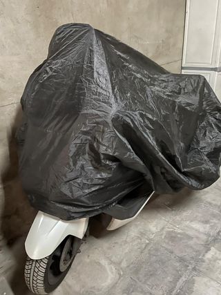 Moto scooter Honda Forza 125 2017