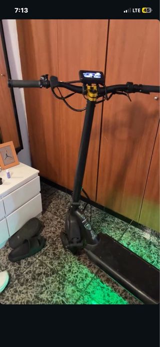 Patineta Eléctrica Youth - Buen Estado