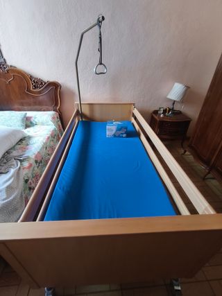 Cama articulada electrónica y colchón viscoelástic