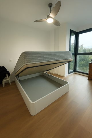 LIQUIDACIÓN EN Canapés abatibles y colchones