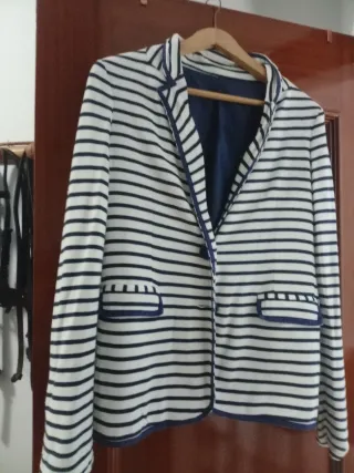 Chaqueta Rayas Azul y Blanco