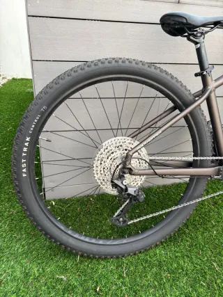 Bicicleta Specialized Rockhopper Elite 29