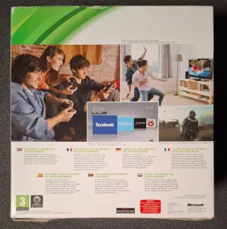 Caja Xbox 360 Slim 250GB Kinect Ready