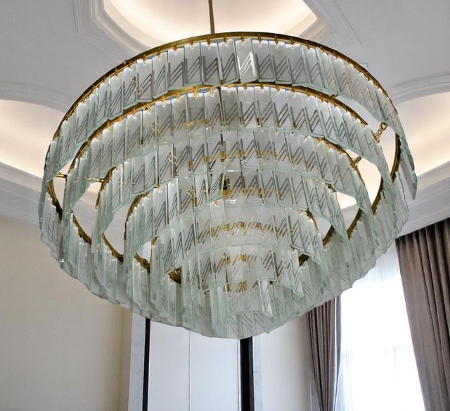 Lámpara de techo cristal y metal dorado