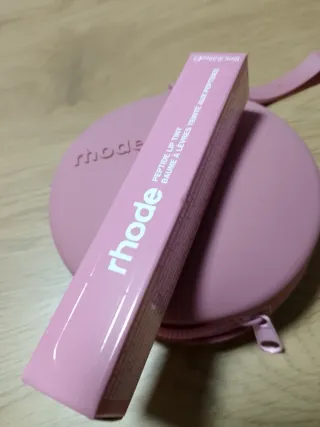 Rhode Gloss y neceser Rosa