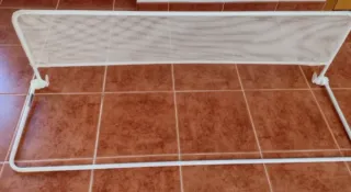 Barra de seguridad blanca para cama
