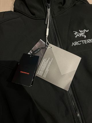 Cortavientos Arc'teryx Negro