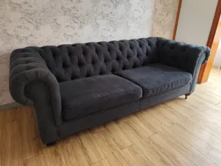 Sofá Chester azul oscuro