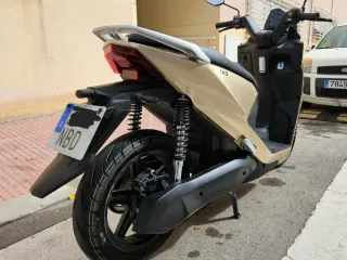 Moto Horwin SK3