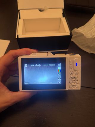 Cámara Digital 64MP con Video