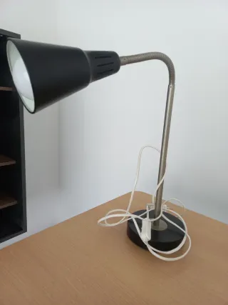 Lampada da tavolo Ikea metallo nero