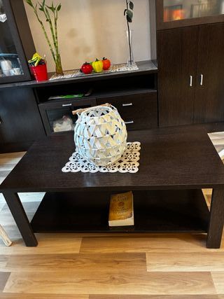 Mueble de salón y mesita auxiliar