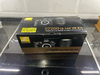 Nikon D7200