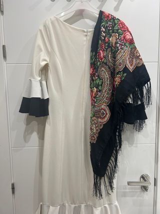 Vestido de Flamenca blanco y negro