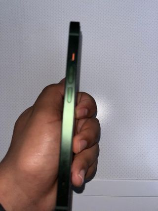 iPhone 13 Verde