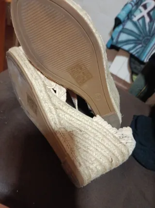 Zapatos planos mujer beige último día