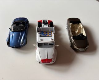 Coches a escala BMW Z8, Ford focus y Kenworth