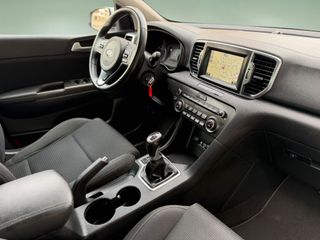 KIA Sportage 1.T CRDI - Solo 95.000 kms - Garantía