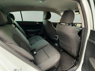 KIA Sportage 1.T CRDI - Solo 95.000 kms - Garantía