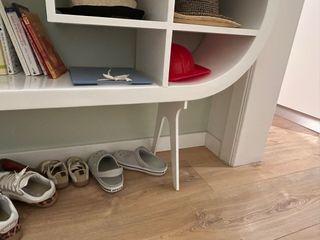 Librería blanca lacada