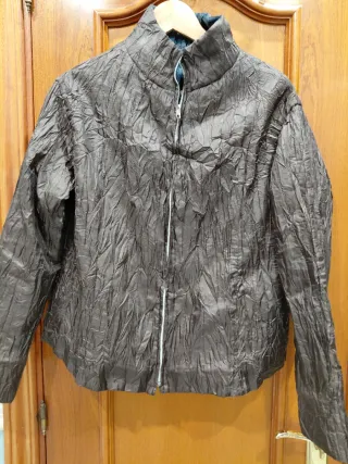 Cazadora reversible azul marino y marrón