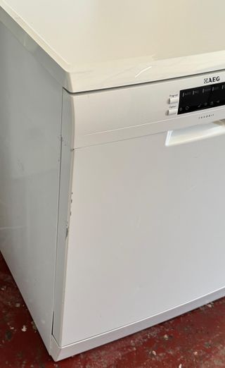 LAVAVAJILLAS AEG FAVORIT DOS BANDEJAS BLANCO