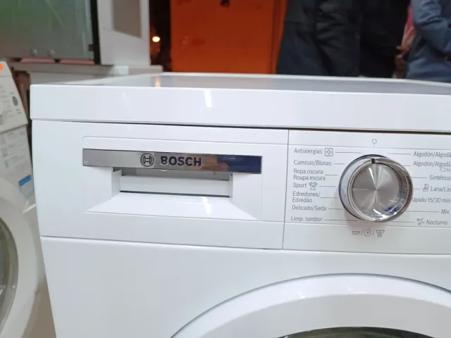 Lavadora 'BOSCH' 8kg 1200rpm A+++