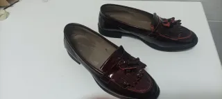Mocasines charol burdeos nº 39