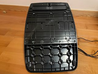 Volante Logitech ps4/pc + pedales como nuevo