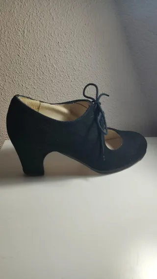 Zapatos Flamenco Begoña Cervera Talla 35 Negros