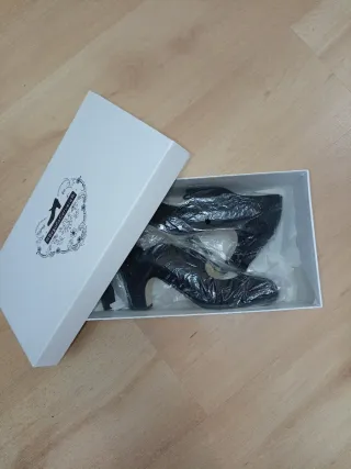 Zapatos Flamenco Begoña Cervera Talla 35 Negros