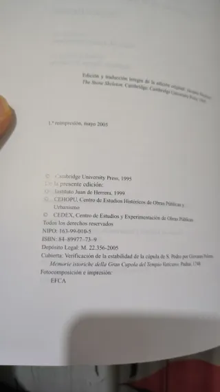 Arquitectura - El Esqueleto de Piedra