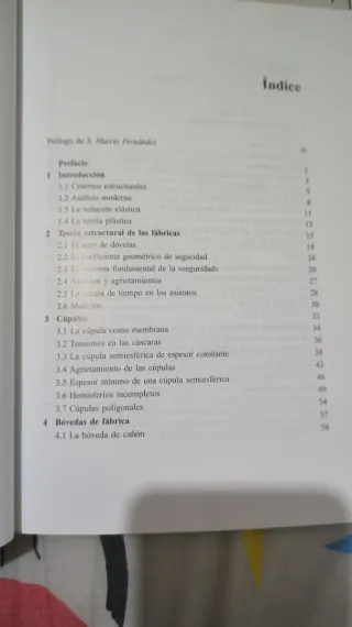 Arquitectura - El Esqueleto de Piedra