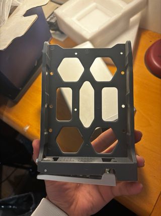 NAS TerraMaster F2-210 2 Bahías – Como Nuevo